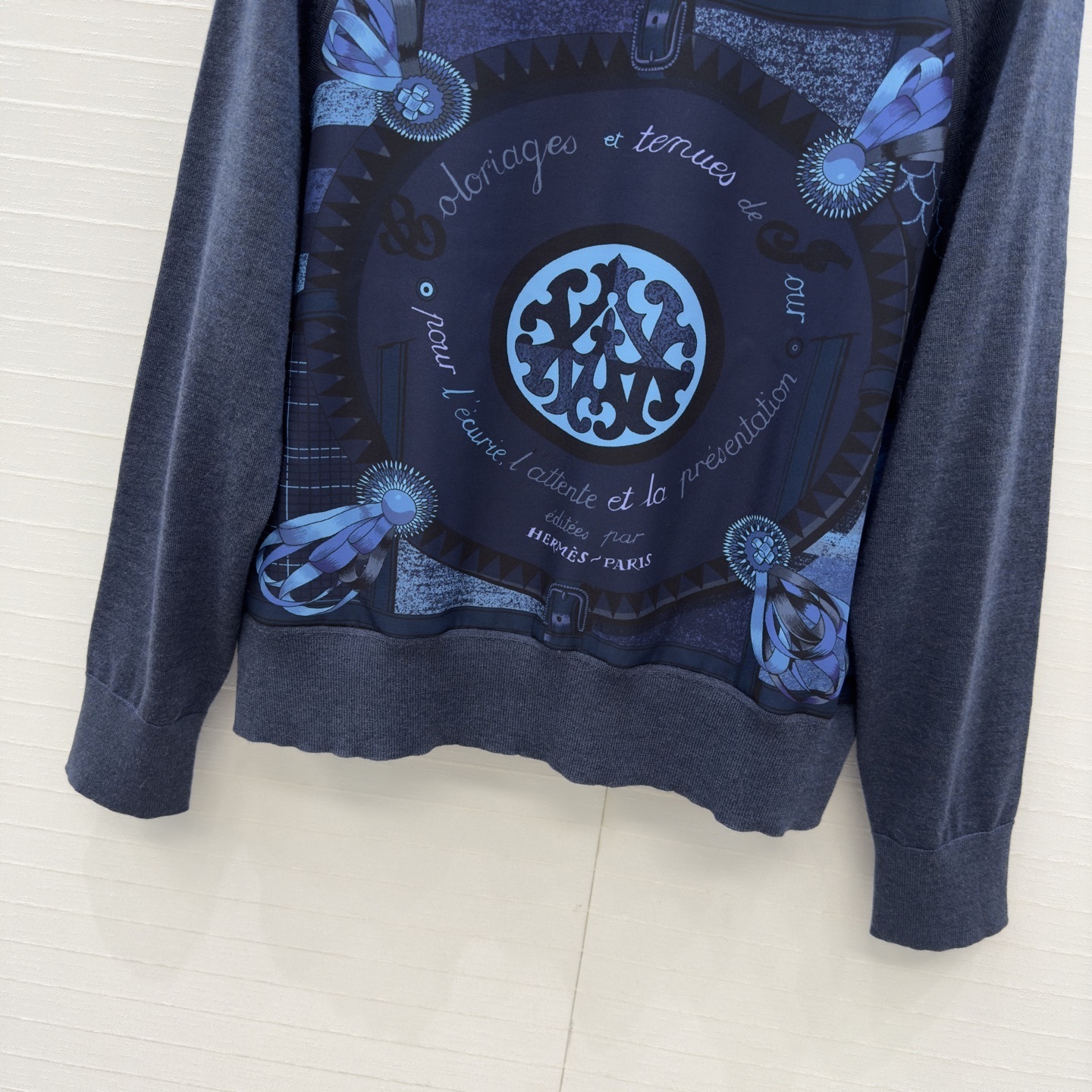 Headquarters service center1