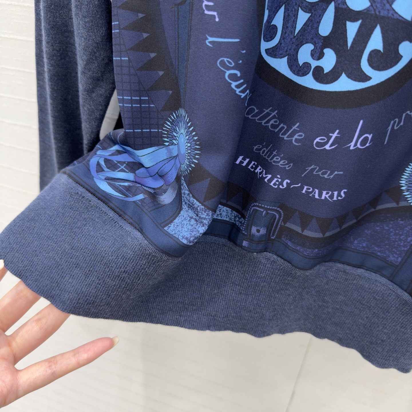 Headquarters service center1