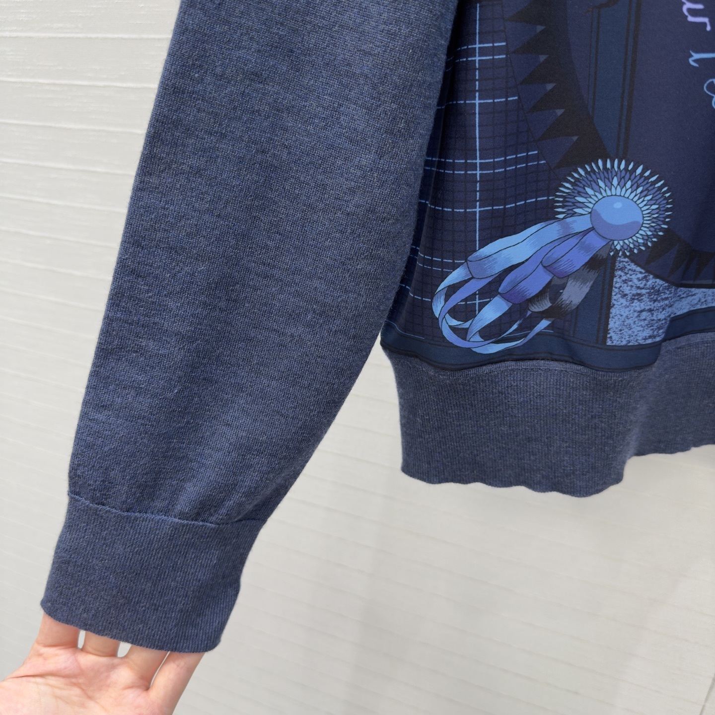 Headquarters service center1