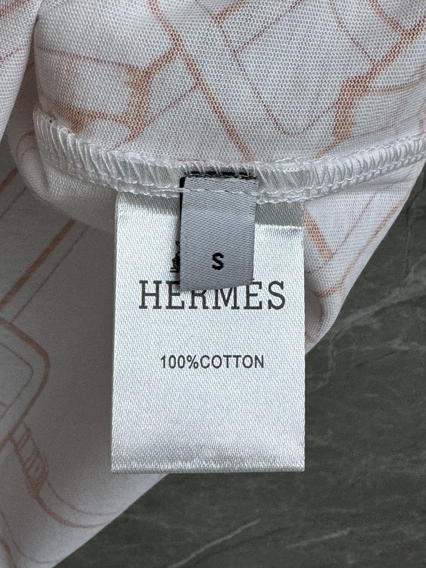 HERMES 00056
