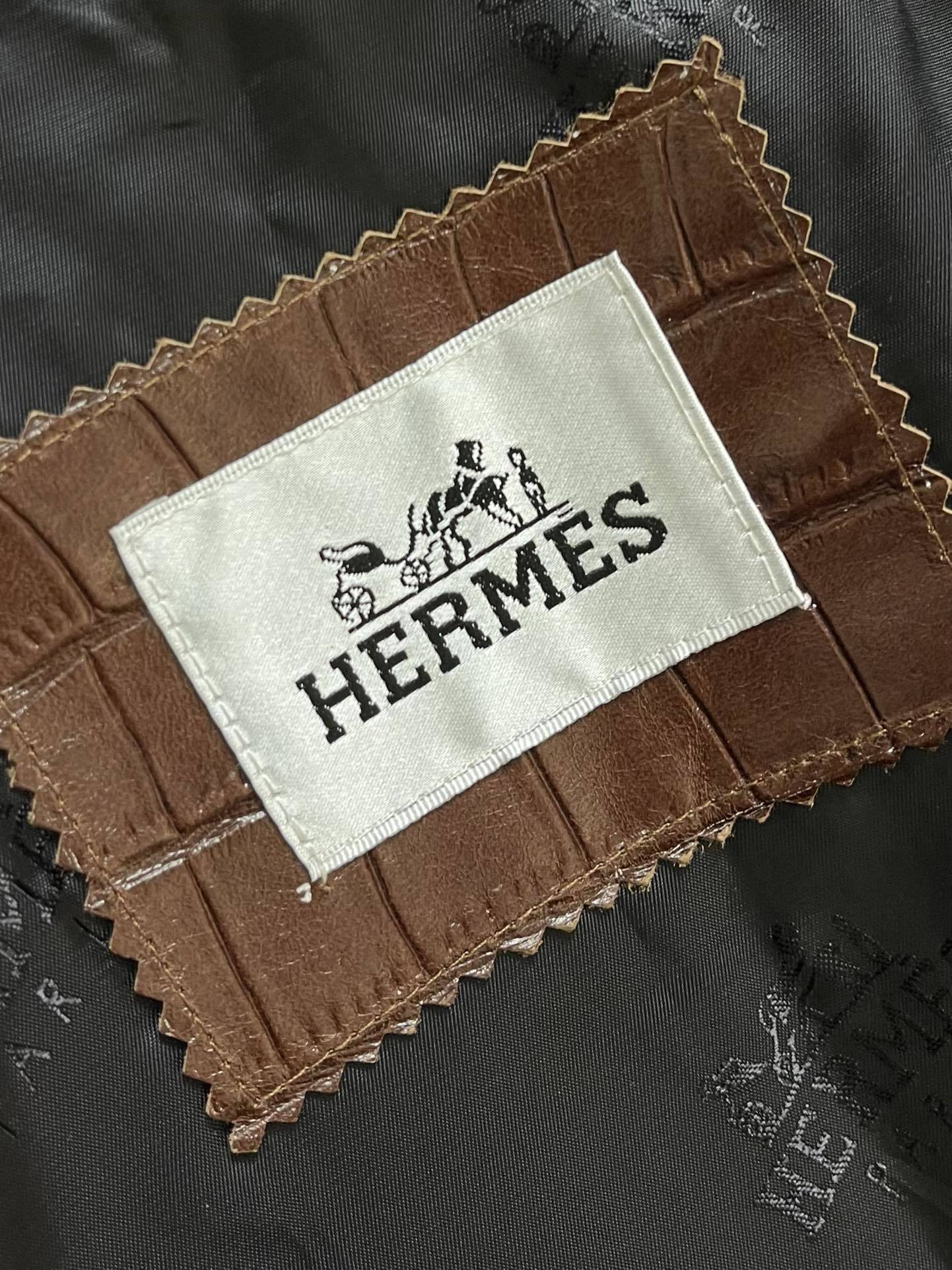 HERMES 00239