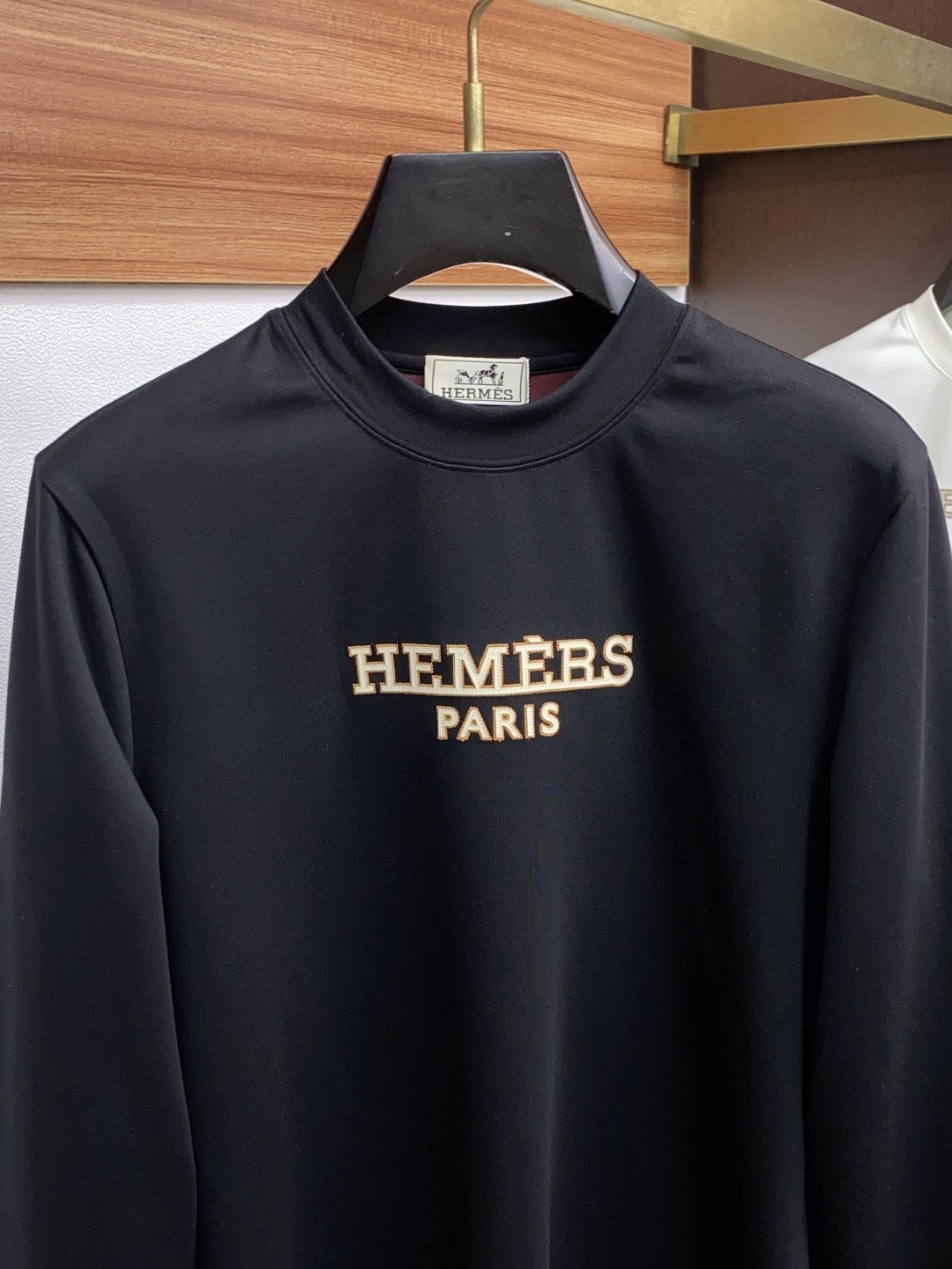 HERMES 01049