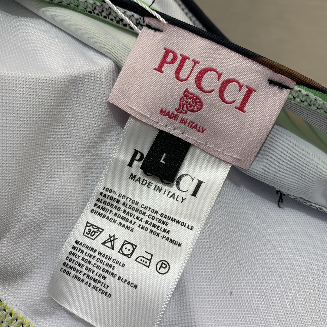 PUCCI  Two piece Emillio Pucci set