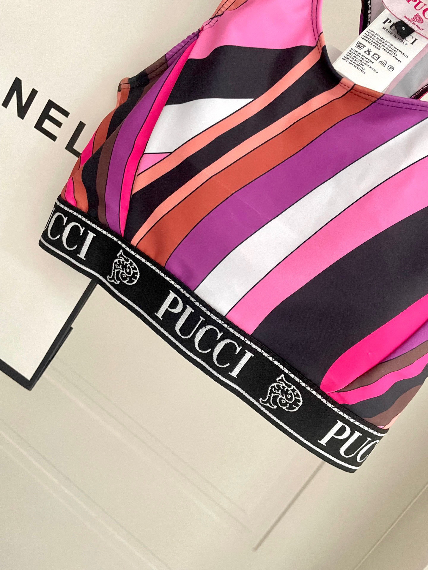 PUCCI 00197