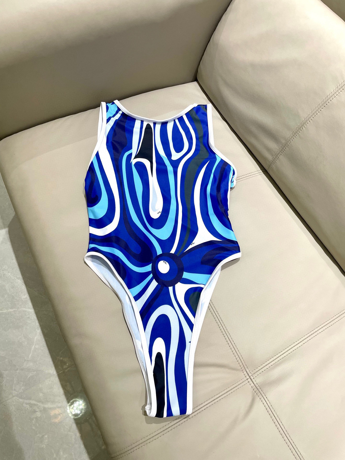 PUCCI 003112