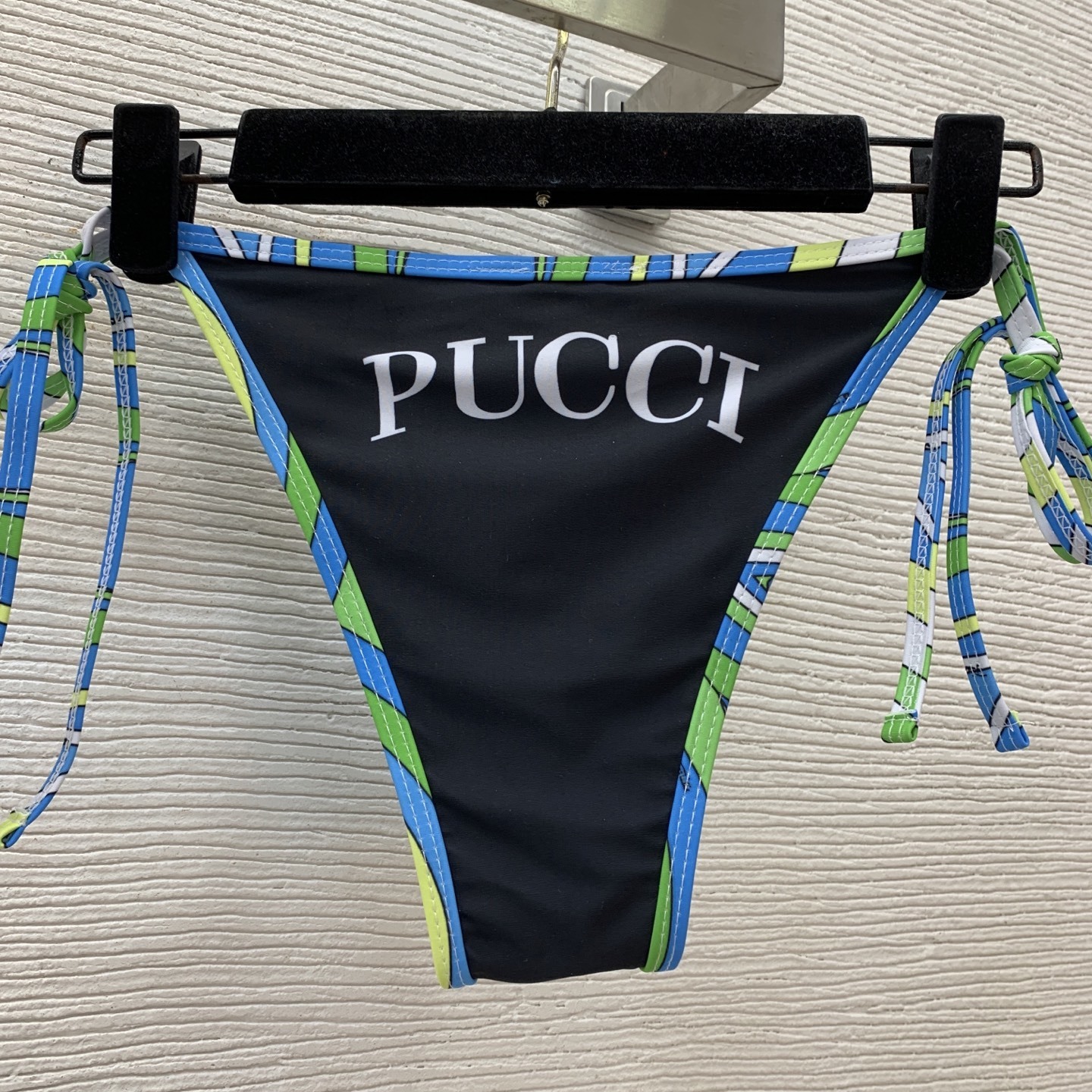 PUCCI 00729
