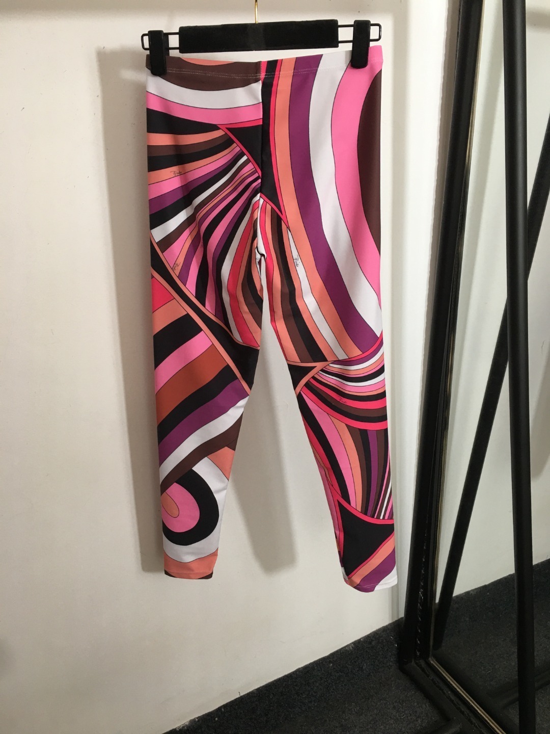 PUCCI 01019