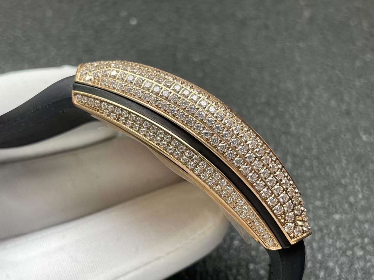 Franck Muller new V45 series graffiti art 45mm men's automatic mechanical watch Gold border studded with stones