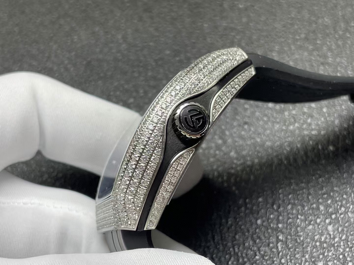 Top-grade watches 00439 Franck Muller Vanguard Loes Van Delft Skully Limited Edition silver white border