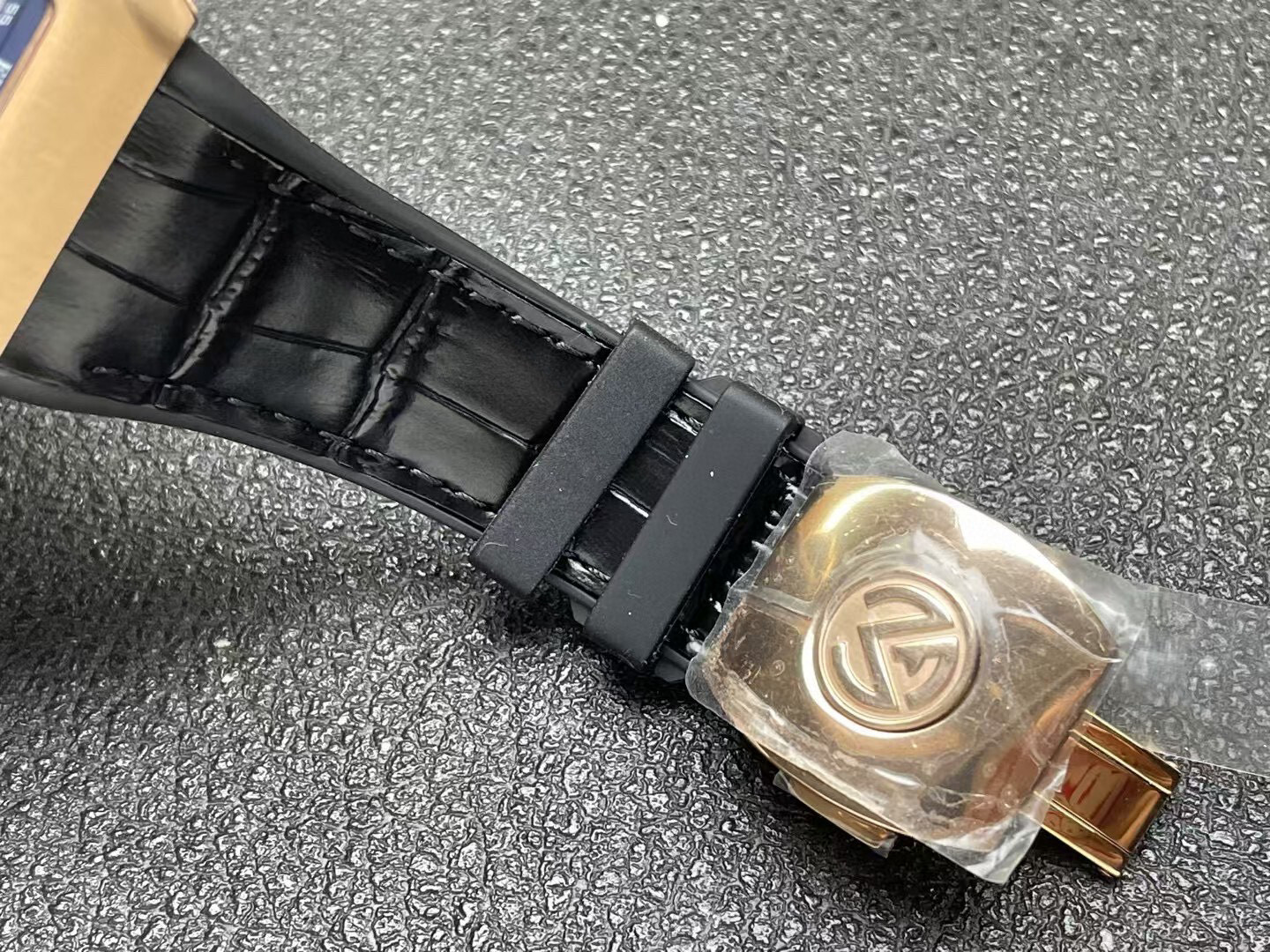 Franck Muller Vanguard Loes Van Delft V43 SC LVD Skull gold metal rim Watch