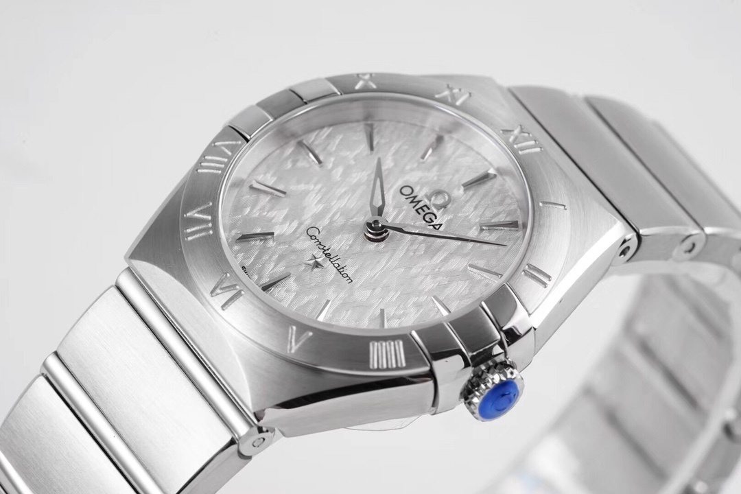 Omega Constellation Manhattan Quartz 25MM 131.10.25.60.05.001 woman