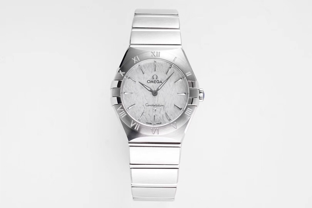 Omega Constellation Manhattan Quartz 25MM 131.10.25.60.05.001 woman