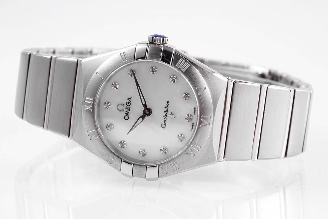 Omega Constellation Ladies Quartz Ladies Diamonds / Steel / 25mm / Box&Papers / 131.10.25.60.55.001