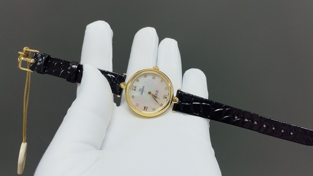 Omega De Ville Prestige Quartz 27.4MM 424.53.27.60.55.001black leather strap  woman