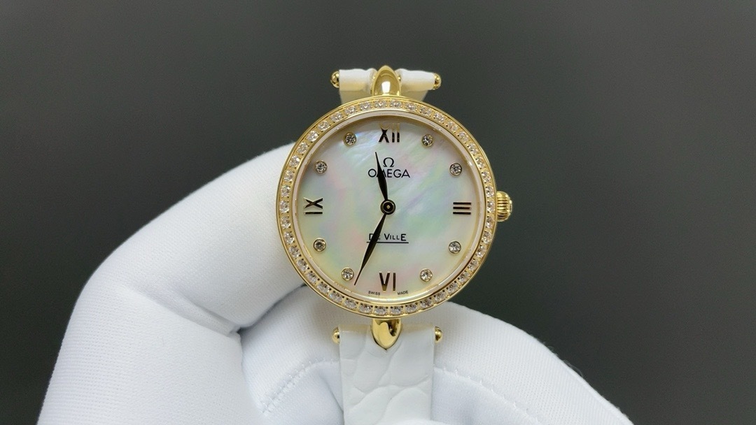 Omega De Ville Prestige Quartz 27.4MM 424.53.27.60.55.001black leather strap  woman