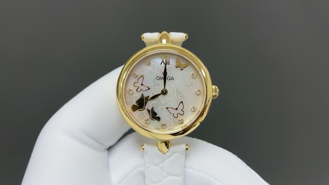 Omega De Ville Prestige 424.57.33.20.55.002 Automatic Red gold Very good