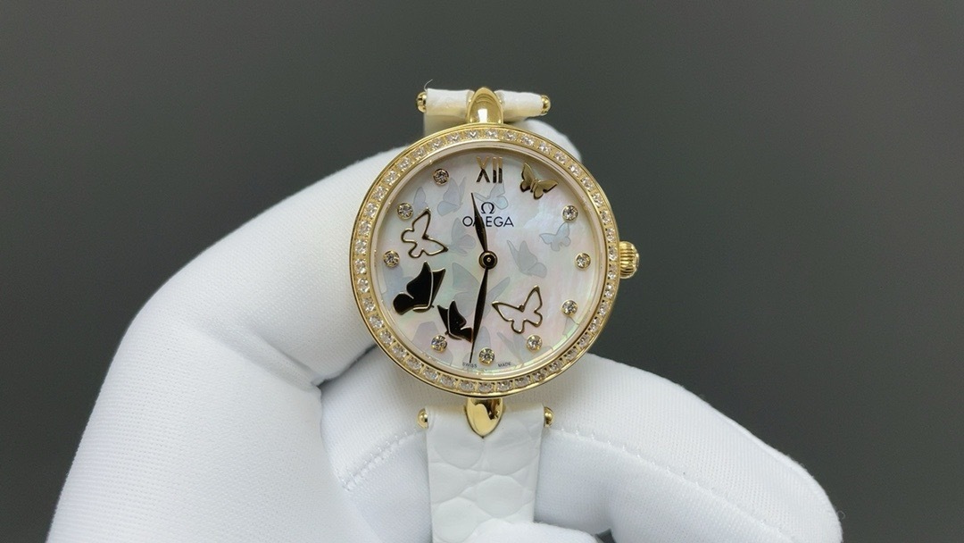 Omega De Ville Prestige 424.57.33.20.55.002 Automatic Red gold Very good