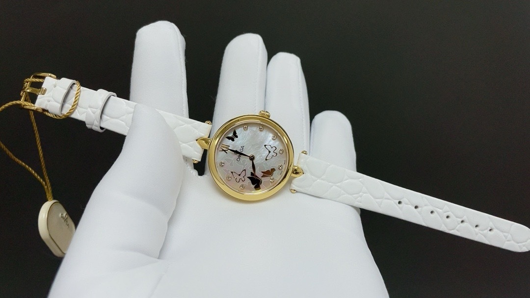 Omega De Ville Prestige 424.57.33.20.55.002 Automatic Red gold Very good