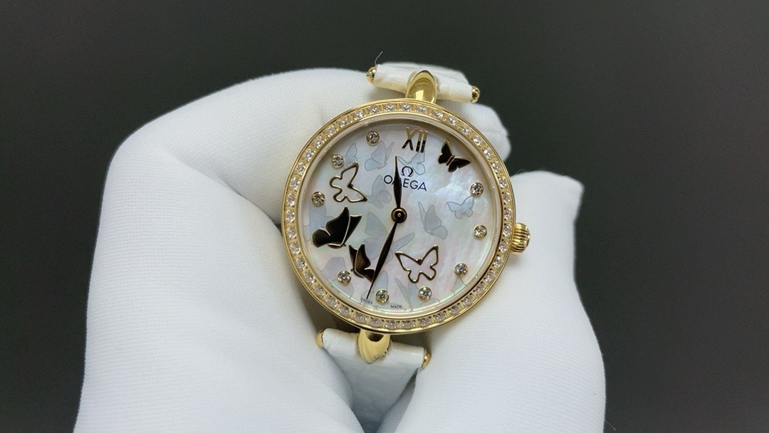 Omega De Ville Prestige 424.57.33.20.55.002 Automatic Red gold Very good