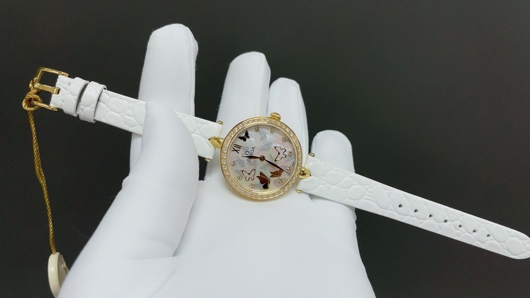 Omega De Ville Prestige 424.57.33.20.55.002 Automatic Red gold Very good