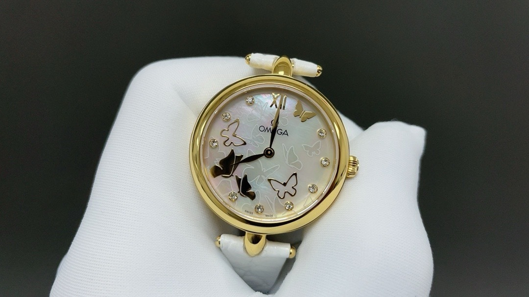 Omega De Ville Prestige 424.57.33.20.55.002 Automatic Red gold Very good