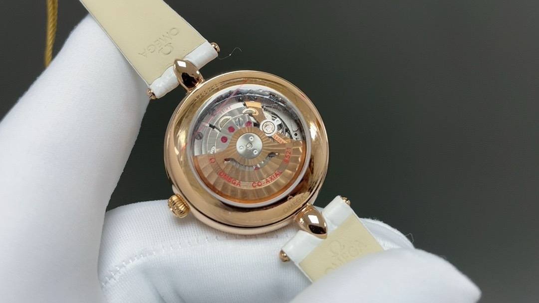 Omega De Ville Prestige 424.57.33.20.55.002 Automatic black leather strapblack leather strap  gold Very good