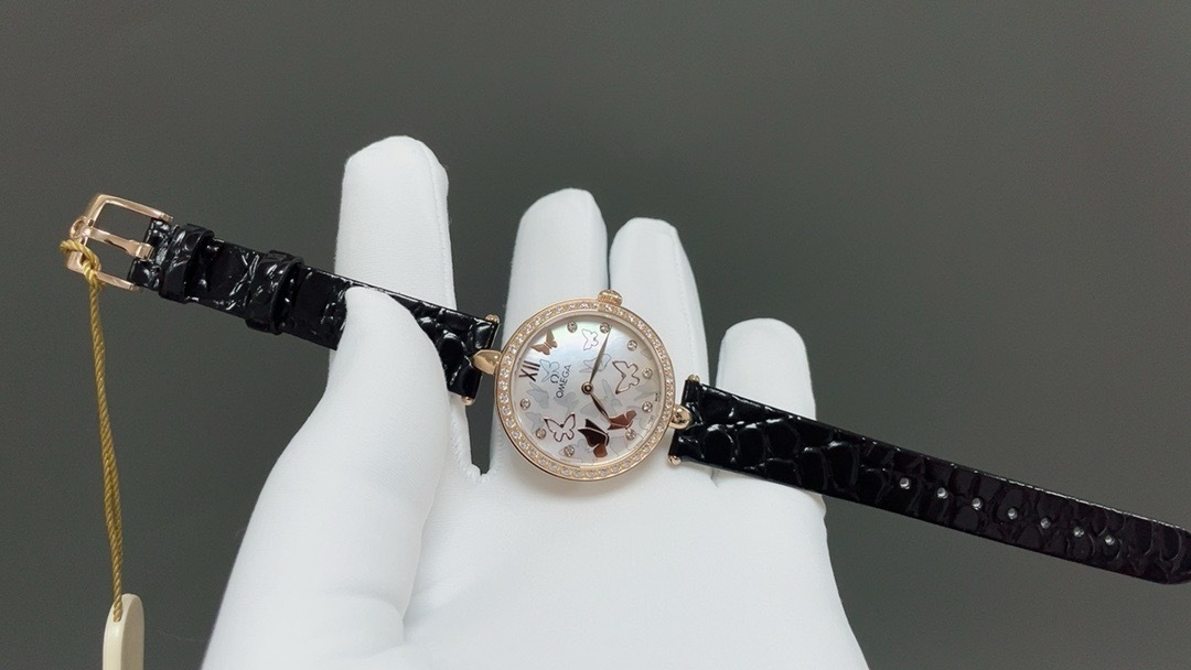 Omega De Ville Prestige 424.57.33.20.55.002 Automatic black leather strapblack leather strap  gold Very good