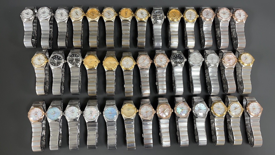 Omega Constellation 27MM Mother Of Pearl Dial Two-Tone Bracelet (123.25.27.20.55.001)