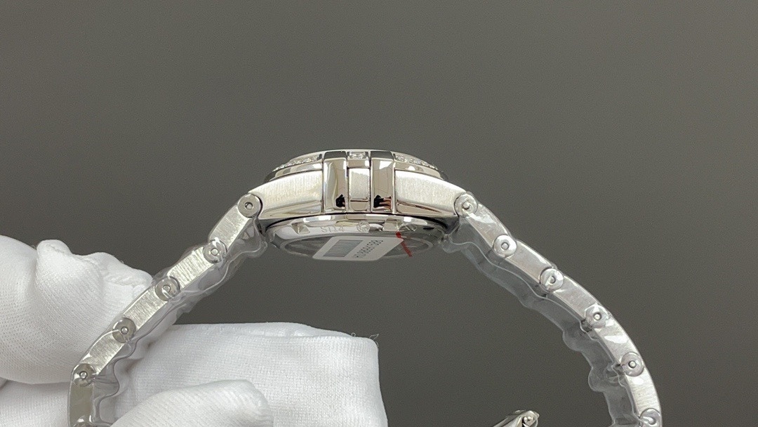 Omega Constellation Co-Axial Chronometer 123.10.35.20.52.001