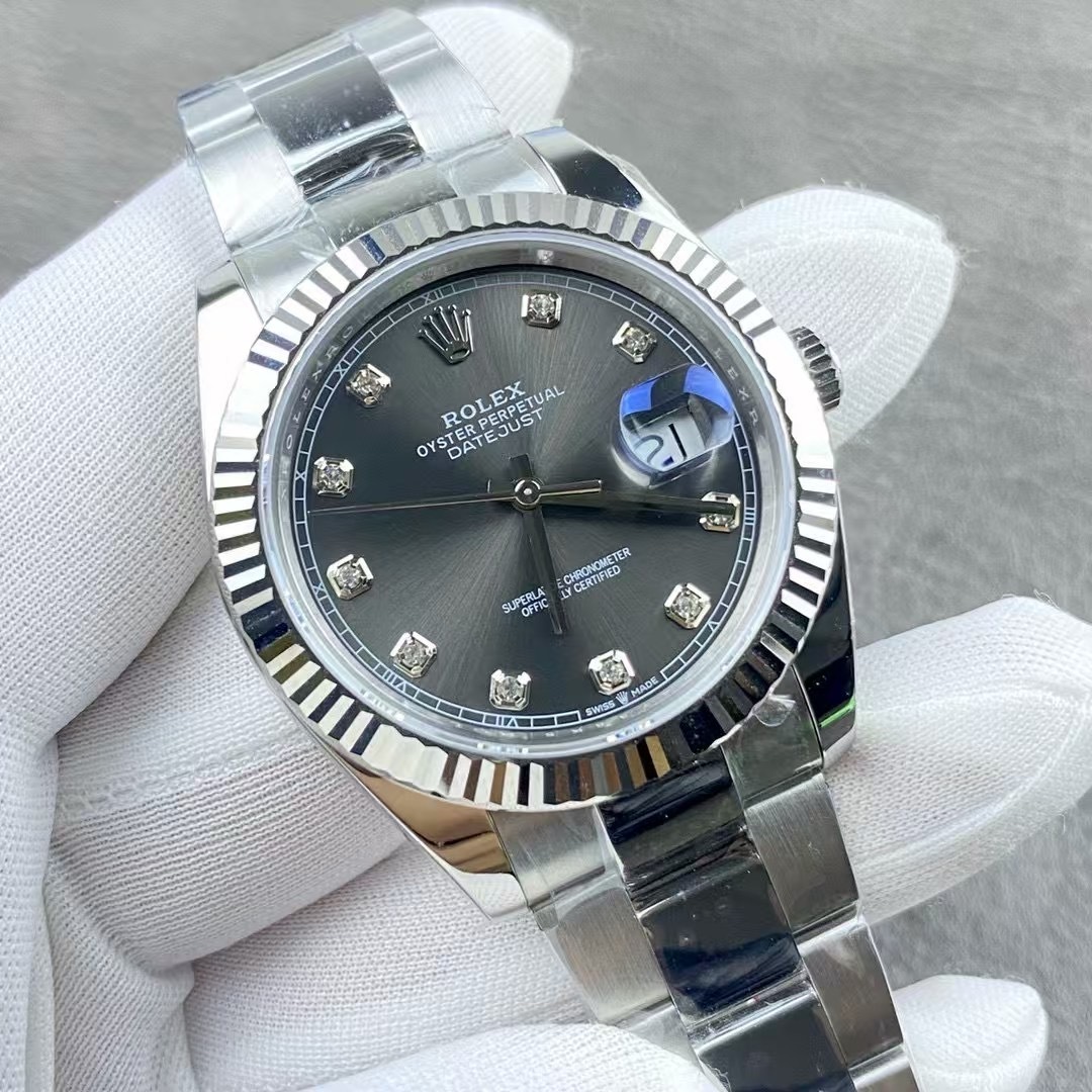 Top-grade watches 01099 Pre-Owned Rolex Datejust 41mm Stainless Steel Watch 126334 Gold Fluted Bezel B/P