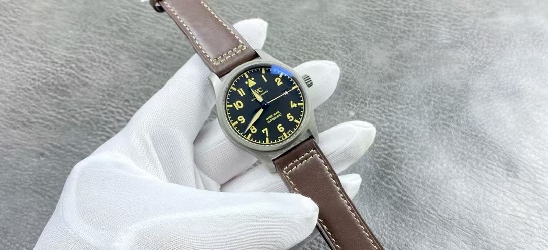 IWC Mark XVIII Heritage Pilots Titanium Aviation Automatic 40mm, IW327006