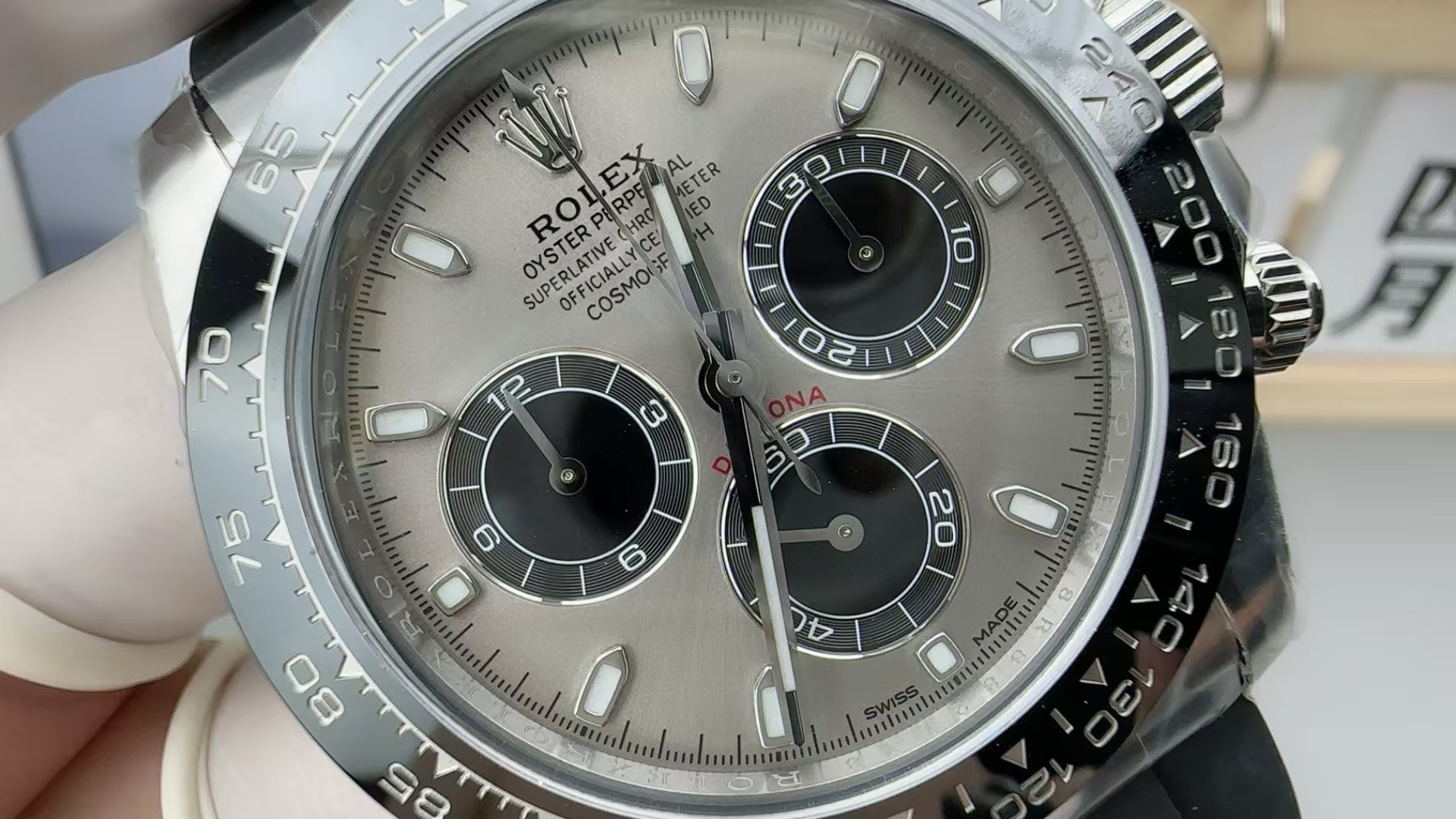 Rolex Cosmograph Daytona White Gold Oysterflex Grey Dial 116519LN