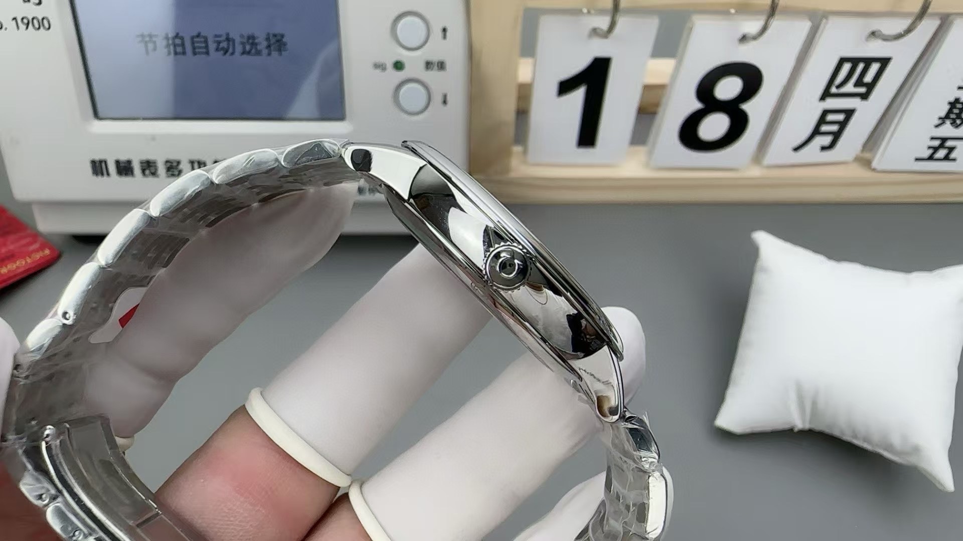 Omega De Ville 39 Automatic Chronometer Silver Dial Men's Watch