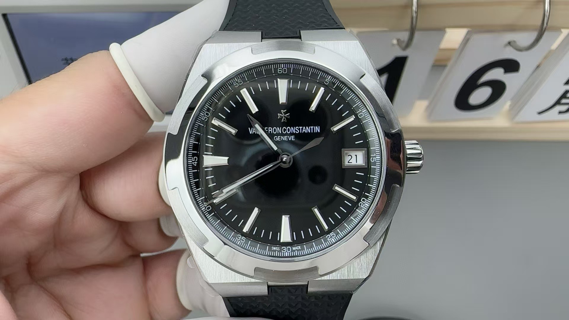 Vacheron Constantin Overseas 4500V/110A-B483 Automatic 2018 Steel Very good Vacheron Constantin Overseas 4500V/110A-B483 Automatic 2018 Steel Very good