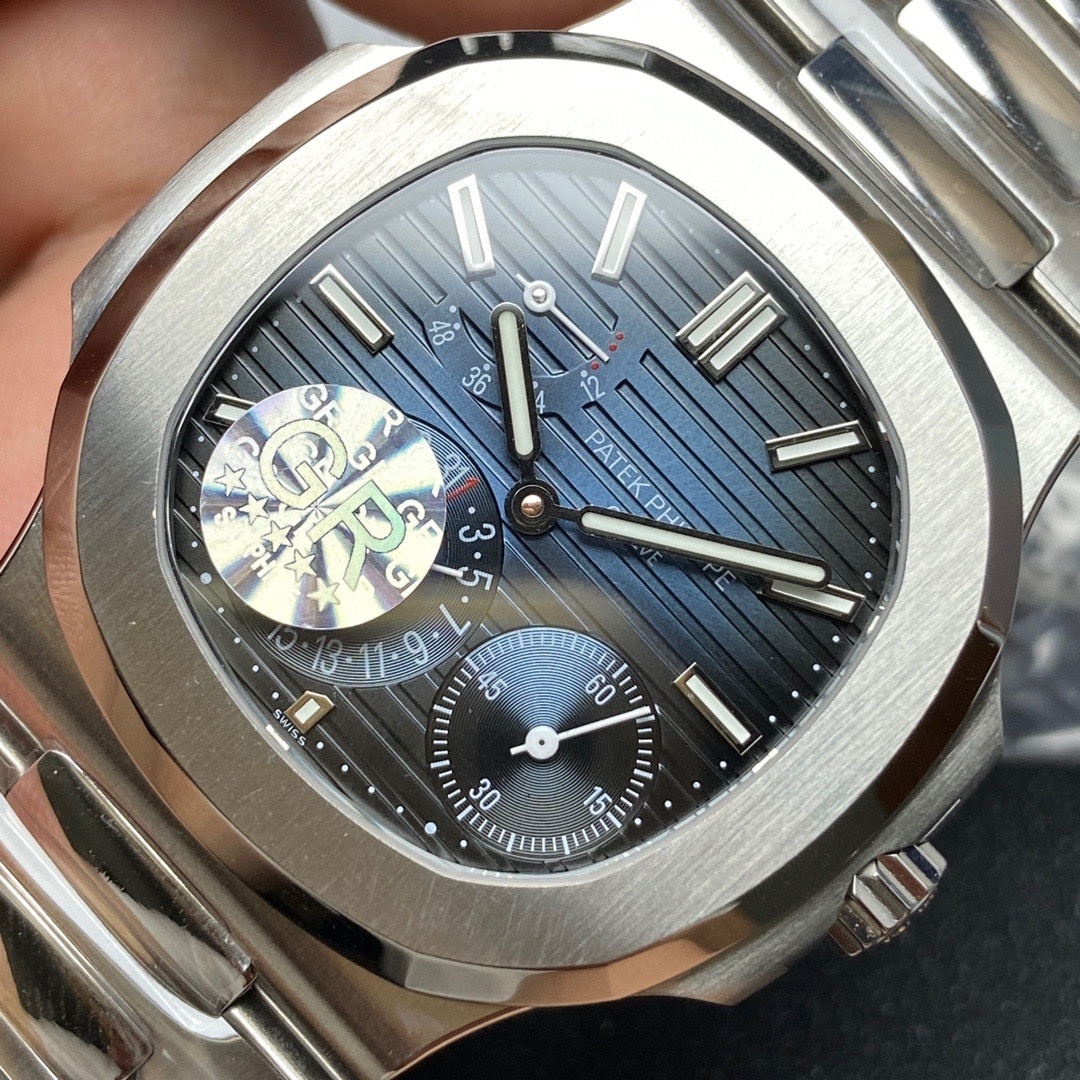 Patek Philippe Nautilus 5712/1A-001 Stainless steel Blue