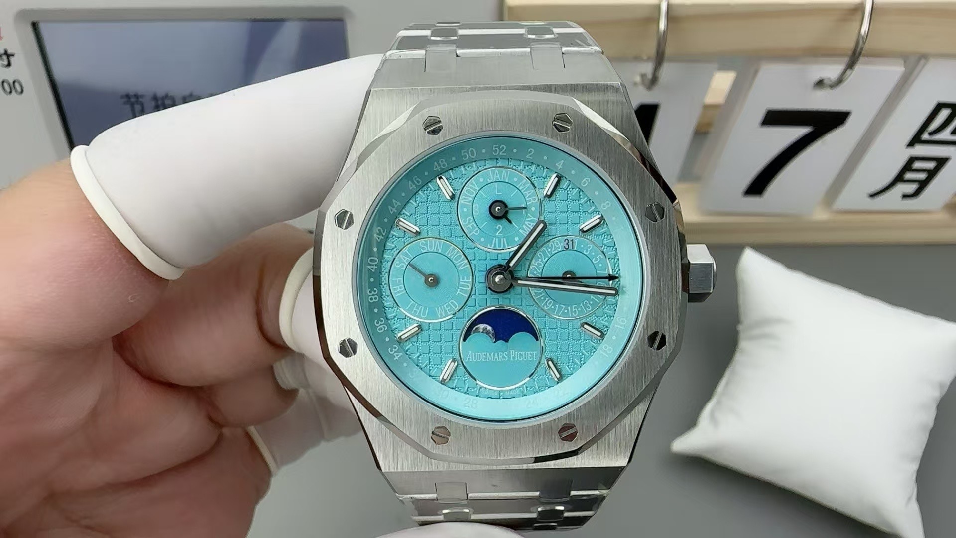 AUDEMARS PIGUET ROYAL OAK 41 MM – Audemars Piguet Watch – Men – DHNTT575 AUDEMARS PIGUET ROYAL OAK 41 MM – Audemars Piguet Watch – Men – DHNTT575