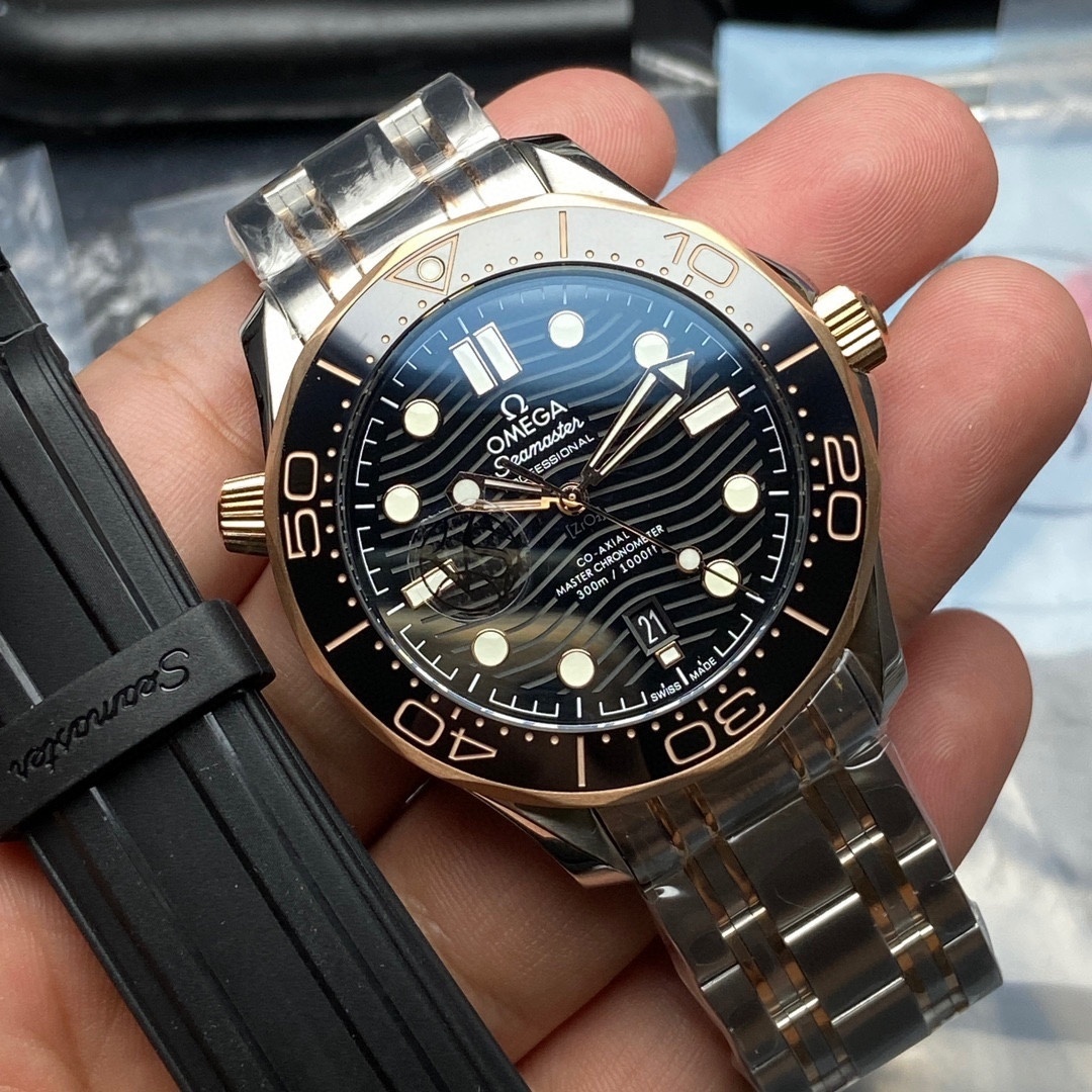 Omega Seamaster Diver 300M Co-Axial Master Chronometer