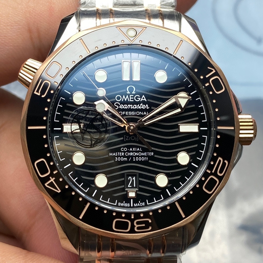 Omega Seamaster Diver 300M Co-Axial Master Chronometer
