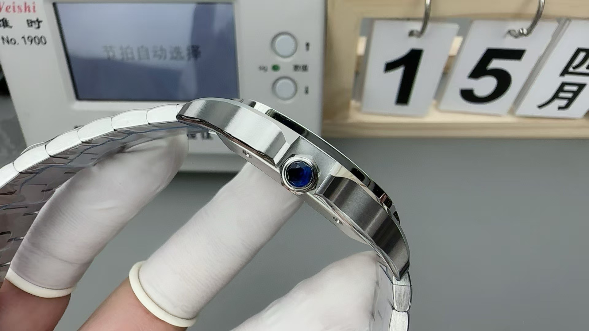 Cartier Santos De Cartier Large - Silver Opaline dial