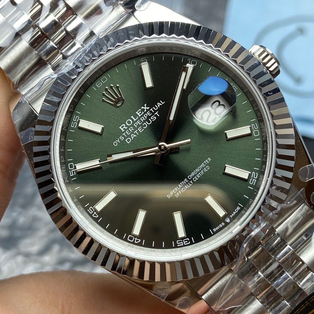 Rolex - Datejust 41 Rolex Datejust 41 White Gold/Steel Mint Green Index Dial Fluted Bezel Jubilee Bracelet 126334 - BRAND NEW