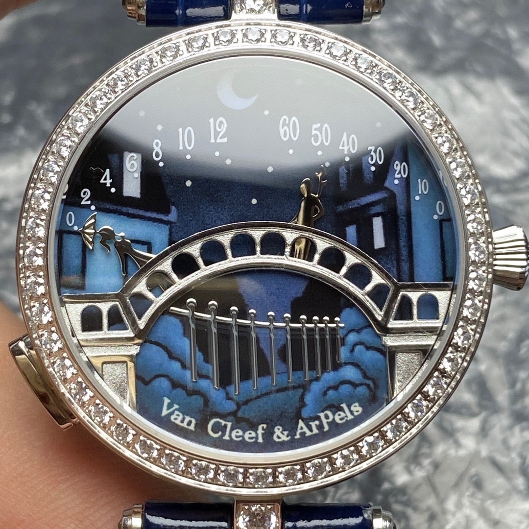 Top-grade watches 01639 Van Cleef & Arpels Lady Arpels Pont des Amoureux watch 18K white gold, Diamond