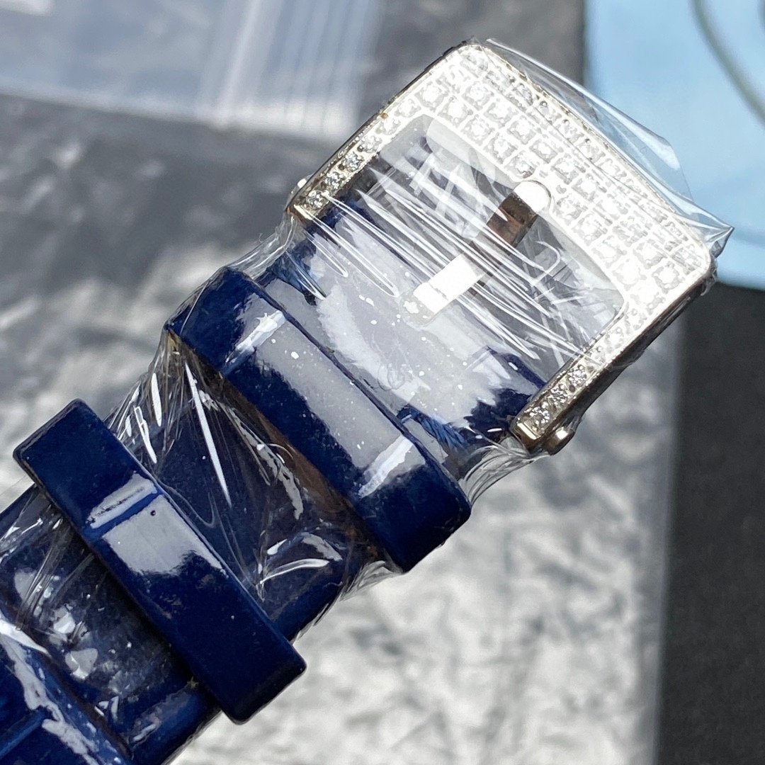 Top-grade watches 01639 Van Cleef & Arpels Lady Arpels Pont des Amoureux watch 18K white gold, Diamond