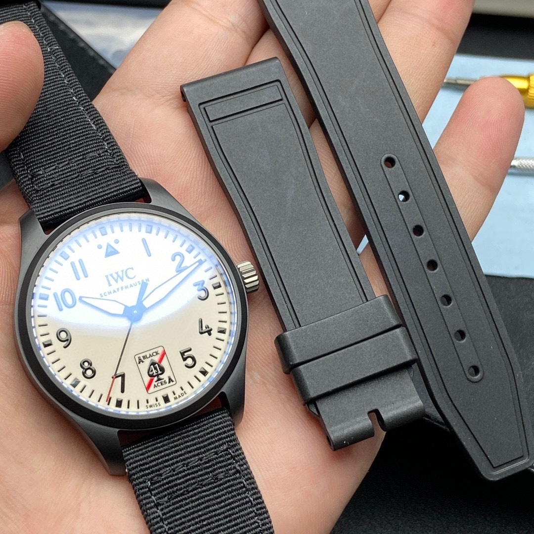 IWC Schaffhausen IWC Schaffhausen Pilot’s Watch Automatic 41 Black Aces