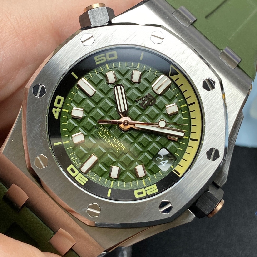 Audemars Piguet 2022 Royal Oak Offshore 42mm Diver 15720ST