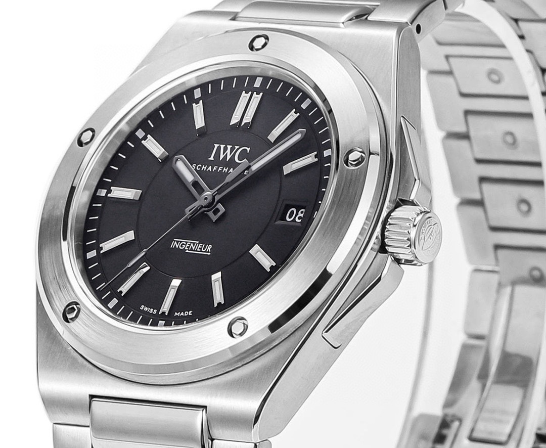 IWC Ingenieur Men's Black Dial Watch IW328901 Automatic 40mm Steel Case