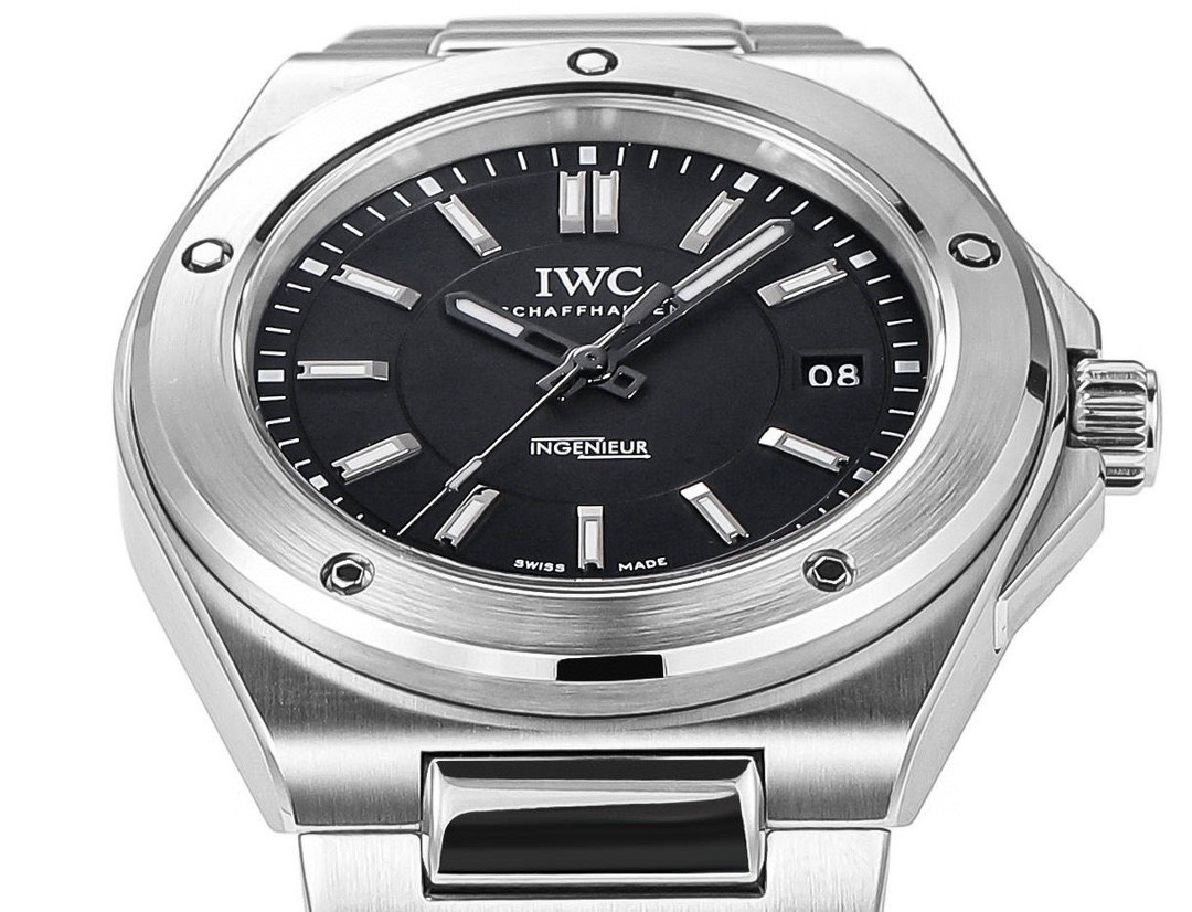 IWC Ingenieur Men’s Black Dial Watch IW328901 Automatic 40mm Steel Case IWC Ingenieur Men’s Black Dial Watch IW328901 Automatic 40mm Steel Case