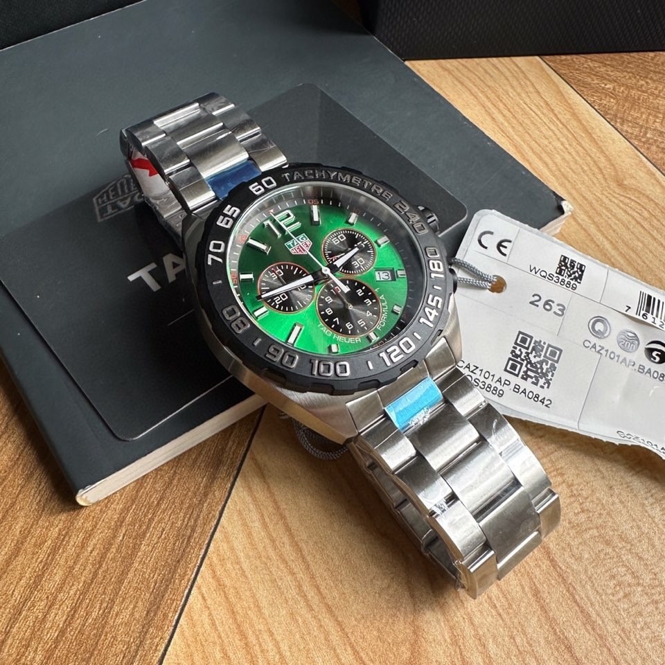 Top-grade watches 02649 TAG Heuer Formula 1 Chronograph Green dial 43mm CAZ101AP.