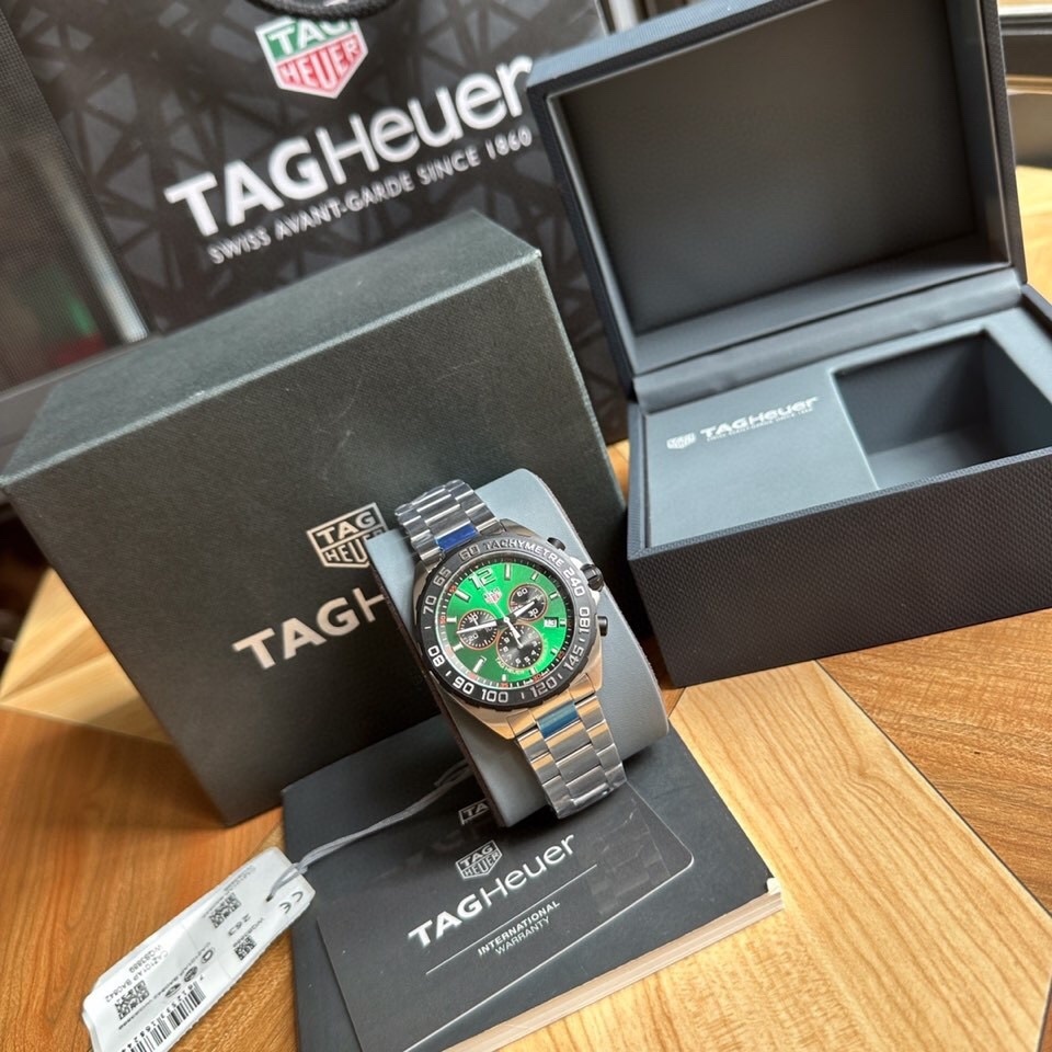 Top-grade watches 02649 TAG Heuer Formula 1 Chronograph Green dial 43mm CAZ101AP.