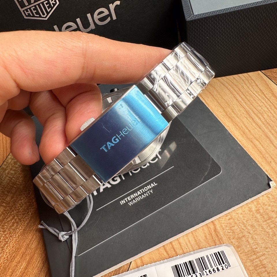 Top-grade watches 02659 TAG Heuer Formula 1 Quartz Red Dial Steel 43 mm Men's Watch CAZ101AN.BA0842