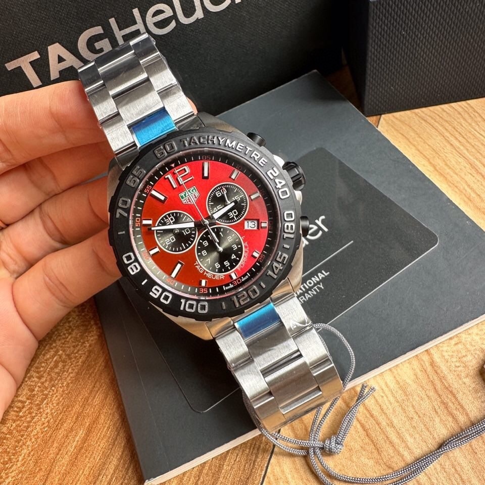 Top-grade watches 02659 TAG Heuer Formula 1 Quartz Red Dial Steel 43 mm Men’s Watch CAZ101AN.BA0842